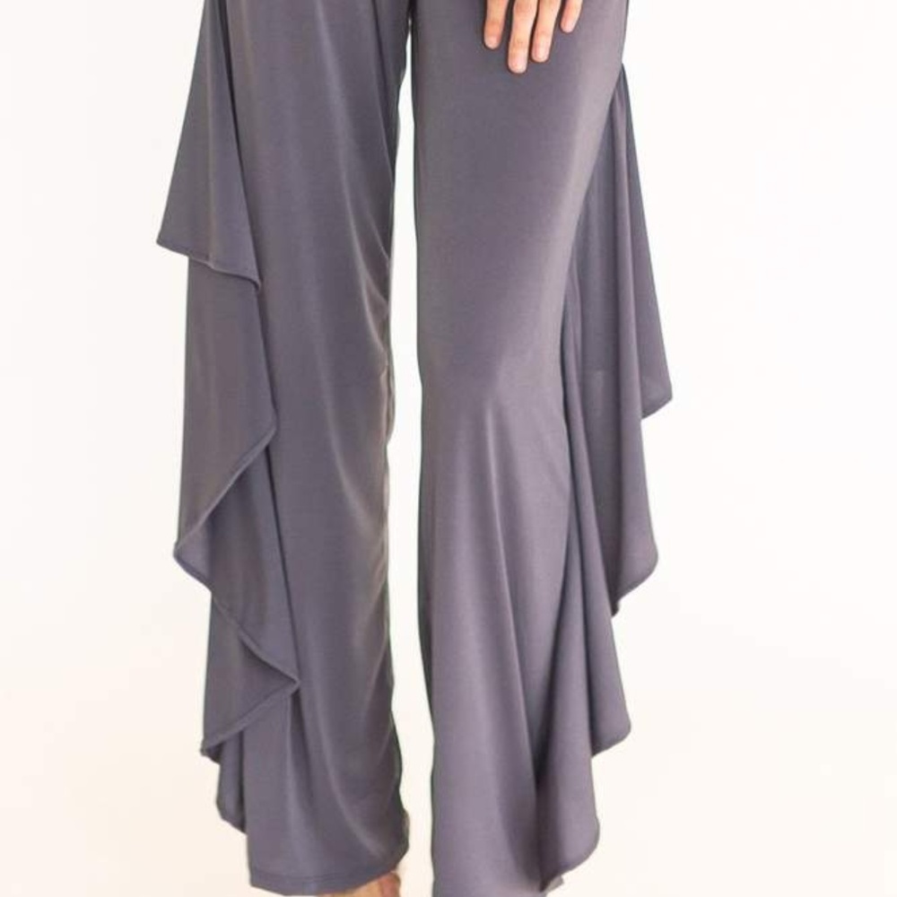 Ruffle Side Pant - GREY